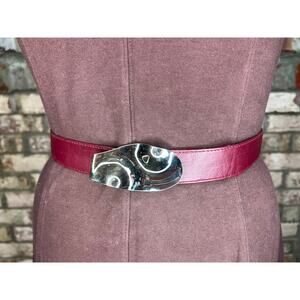 belt oval rippled buckle maroon burgundy wine silver vintage